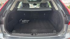 Volvo Xc60 2.0 T6 RC PHEV Inscription Expression 5dr AWD Auto Estate